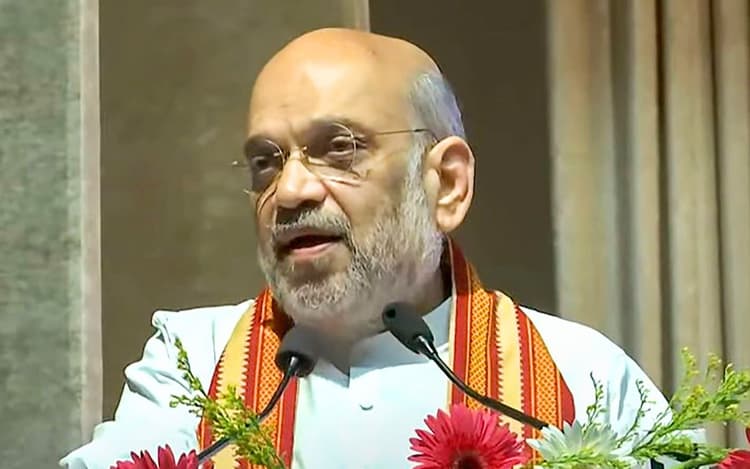 छत्तीसगढ़ इलेक्शन से पहले अमित शाह ने भूपेश बघेल सरकार के खिलाफ जारी किया आरोप पत्र