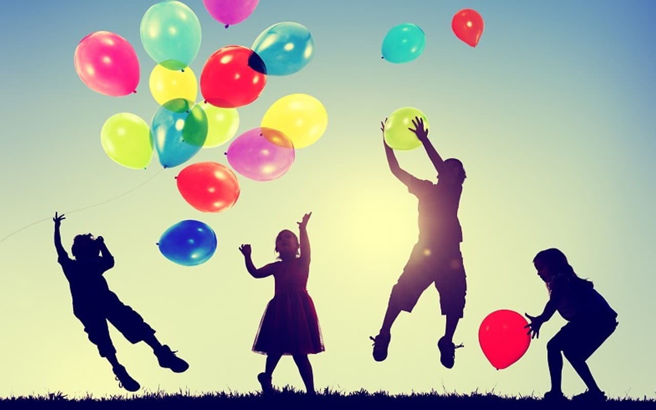 बाल अधिकार सप्ताह मना रहा है यूनिसेफ इंडिया, #GoBlue रोशनी के साथ होगा समापन, जानें इसका उद्देश्य