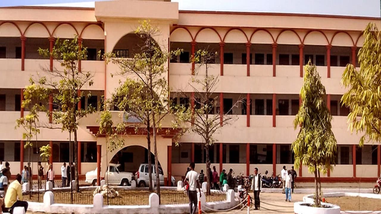 नाबालिग छात्रा से दुष्कर्म के दोषी को सश्रम आजीवन कारावास, झारखंड के सरायकेला की अदालत ने सुनायी सजा