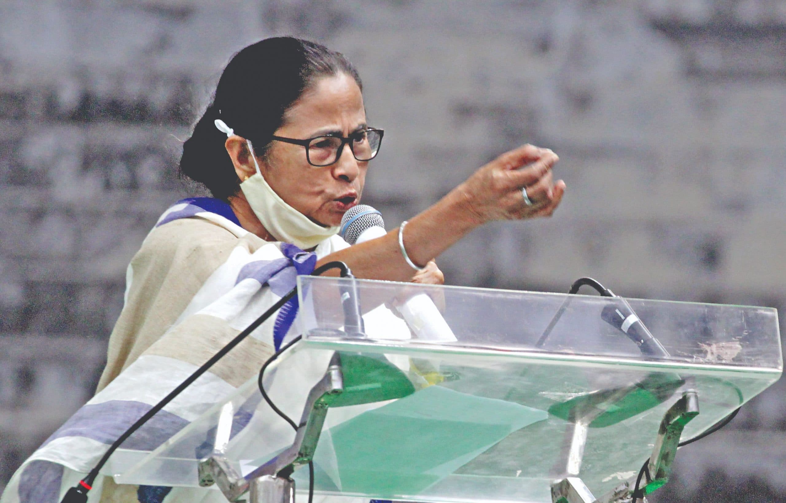 Bengal Election 2021 : 'चुनाव तक सिर पर लाठी खा लें, फिर मैं सबका हिसाब करूंगी', नंदीग्राम में TMC कार्यकर्ताओं को बोलीं ममता बनर्जी