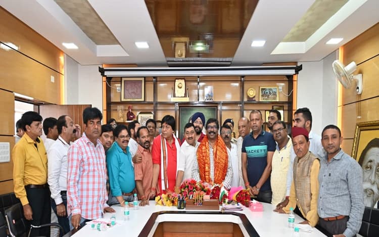 Durga Puja 2022: सीएम Hemant Soren ने रांची दुर्गा पूजा समितियों के प्रतिनिधिमंडल को क्या दिया भरोसा