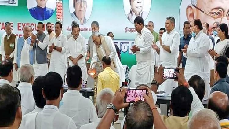 JDU कार्यकारिणी की बैठक में लगे देश का नेता कैसा हो, नीतीश कुमार जैसा हो.. के नारे, मुख्यमंत्री ने कहा..