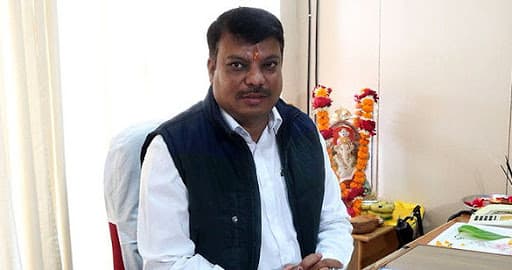 परमिशन कैंसल, उमंग सिंघार दिल्ली लौटे