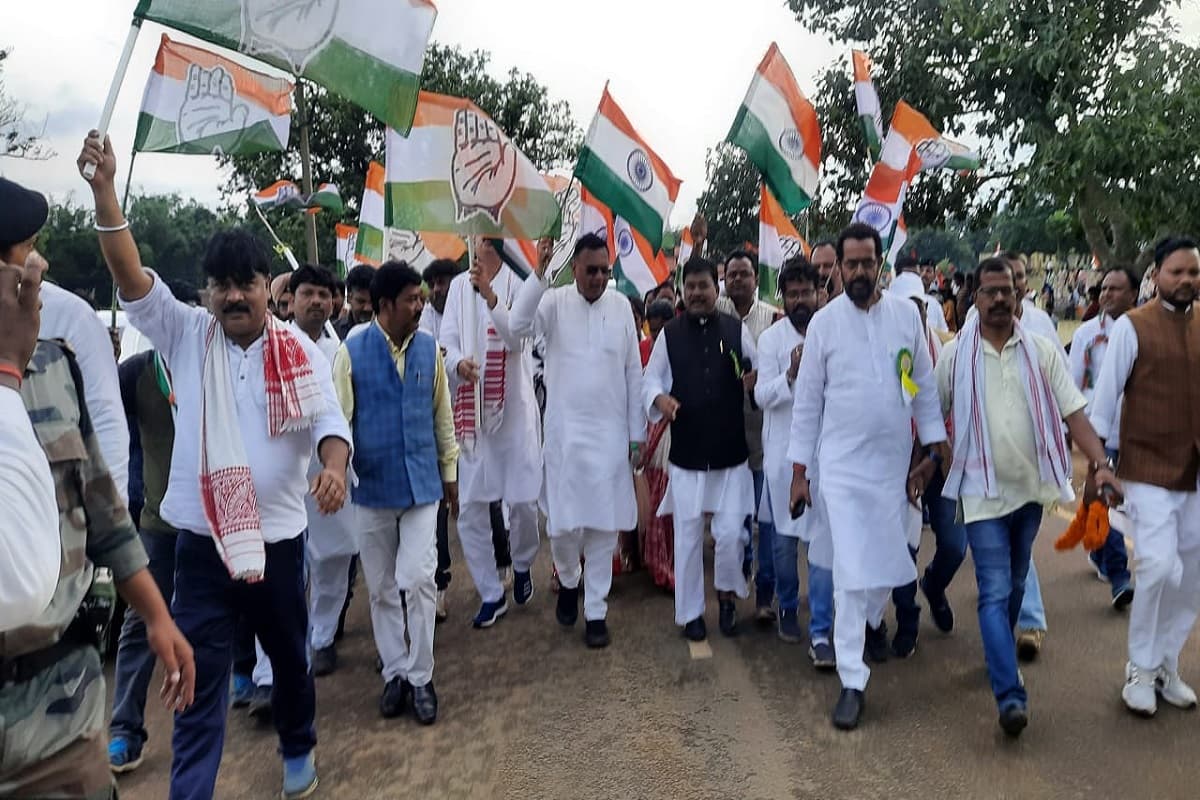 Congress Gaurav Yatra : गौरव यात्रा में बोले झारखंड कांग्रेस प्रभारी अविनाश पांडेय, देश में भय का माहौल Congress Gaurav Yatra : गौरव यात्रा में बोले झारखंड कांग्रेस प्रभारी अविनाश पांडेय, देश में भय का माहौल