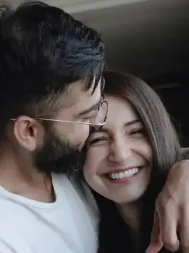 पैपराजी को अनुष्का शर्मा और विराट कोहली ने भेजा खास गिफ्ट, इस वजह से पैप्स पर खुश हुए कपल, जानें क्या है बॉक्स में