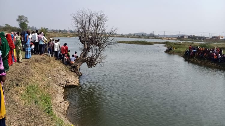 Jharkhand News: डैम में नहाने के दौरान डूबने से एक युवक की मौत, तलाश जारी