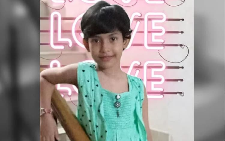 बंगाल : मातम में बदला गृह प्रवेश, लापरवाही के कारण 10वीं मंजिल से गिरी बच्ची