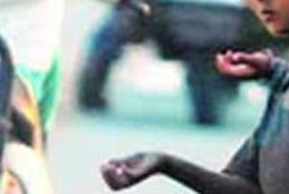 दोस्त की बेटी का अपहरण कर मंगवा रहा था भीख...पिता को पूछती तो बन जाता हैवान