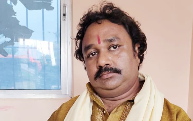 प्रकाश झा, अनुपम खेर संग काम कर चुके रंगकर्मी दीपक चौधरी को खलती है रांची में ऑडिटोरियम की कमी