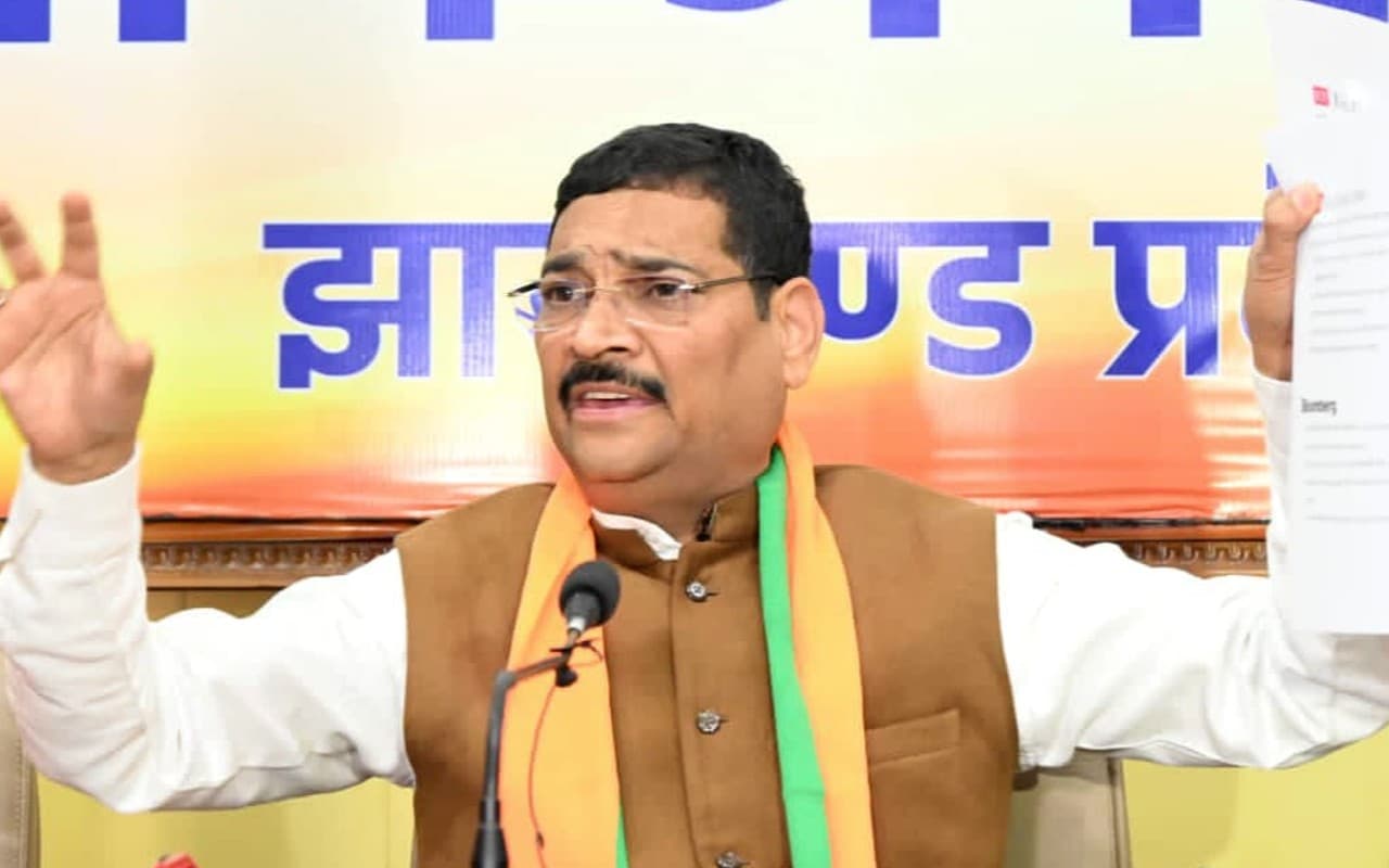 चाईबासा के विजय संकल्प महारैली में बोले दीपक प्रकाश, 2024 में जीतेंगे झारखंड की सभी 14 लोकसभा सीटें