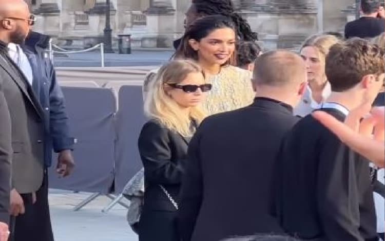 Pathan: मोशन पोस्टर में दिखा दीपिका पादुकोण का जबरदस्त अंदाज, शाहरुख खान बोले- उसे बुलेट की जरूरत नहीं है