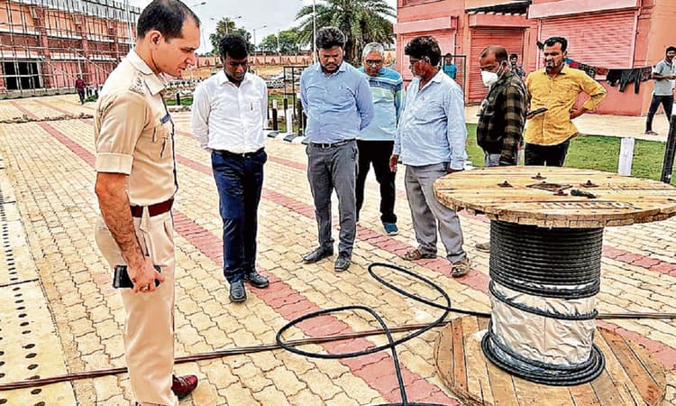 Shravani Mela: देवघर डीसी का आदेश- श्रावणी मेले को लेकर चल रहे कार्य में कोताही बरती तो होगी कार्रवाई