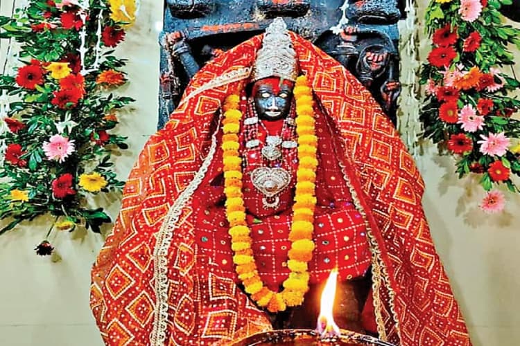 रांची के दिउड़ी मंदिर में विराजमान हैं सोलहभुजी मां दुर्गा, जानें इसके निर्माण के पीछे का इतिहास