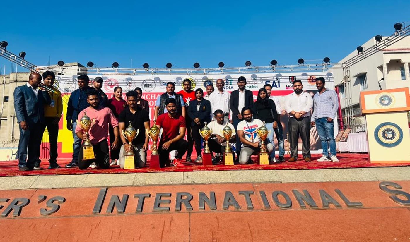 धनबाद के धनेश्वर ने जीता स्ट्रांग मैन ओपन पावर लिफ्टिंग पुरस्कार