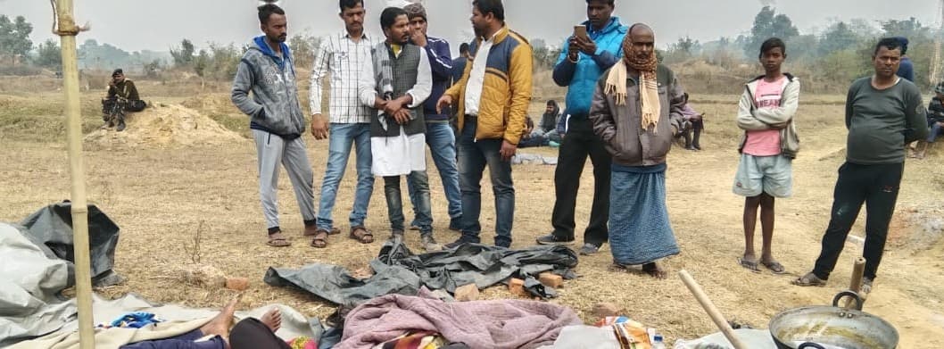 Death News : झारखंड के धनबाद में ईंट भट्ठे पर तीन मजदूरों की मौत, जांच कर रही पुलिस Death News : झारखंड के धनबाद में ईंट भट्ठे पर तीन मजदूरों की मौत, जांच कर रही पुलिस
