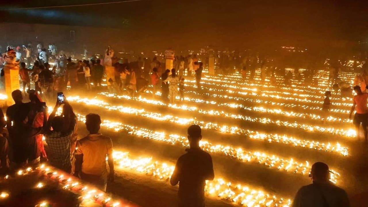बिहार के इस गांव में दिवाली पर होता है खास आयोजन, जलेंगे लाखों दीपक, दूर- दूर से दीपोत्सव देखने आते है लोग