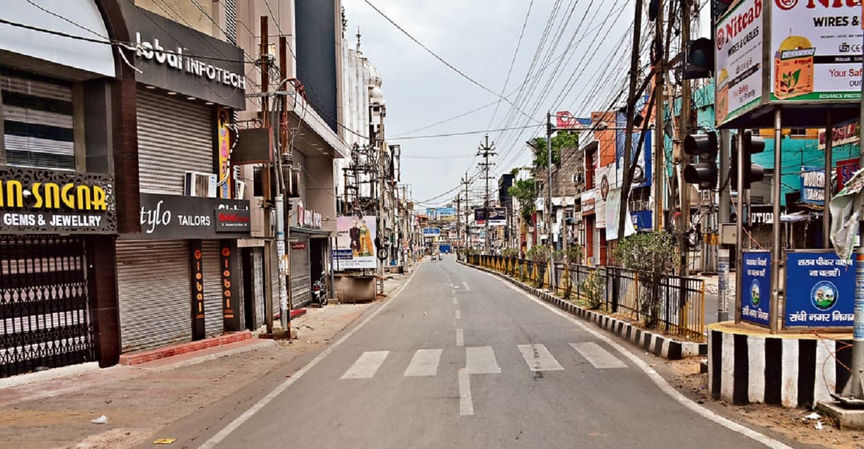 रांची में सामान्य हो रही है स्थिति, 6 थाना क्षेत्रों से धारा 144 हटा, 1 गिरफ्तार 12 लोग पुलिस हिरासत में