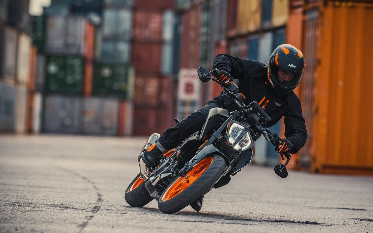 KTM Duke Electric जल्द हो सकती है लॉन्च, पाएं फीचर्स और रेंज की डिटेल्स