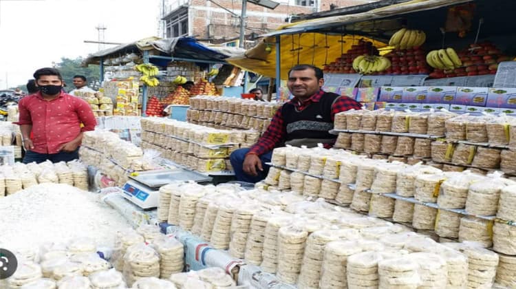 Makar Sankranti: चूड़ा-तिलकुट की सोंधी खुशबू से महक रहा बिहार ! इस बार का मकर संक्रांति है बेहद खास