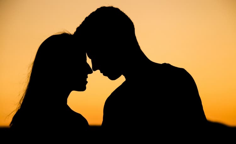 Corona outbreak in Bihar: मुंबई से आये दंपत्ति में दिखे कोरोना के लक्षण, सहमे पति-पत्नी ने जांच की लगायी गुहार