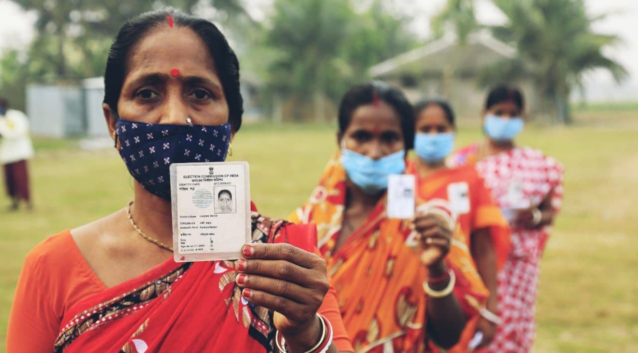 Bengal Second Phase Election: 6 बजे तक करीब 80 फीसदी मतदान, ममता बनर्जी ने कहा- बाहरी लोगों का नंदीग्राम में उत्पात