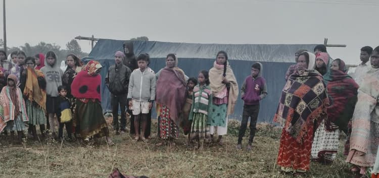 गुमला में हाथियों का आतंक, एक वृद्धा को कुचलकर मार डाला, आदिम जनजाति बहुल गांव पर किया हमला, कई घर ध्वस्त