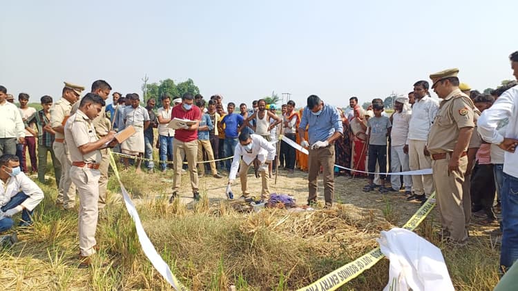UP News: इटावा में डबल मर्डर, जमीन के विवाद में युवक ने की दादी और सौतेले चाचा की हत्या