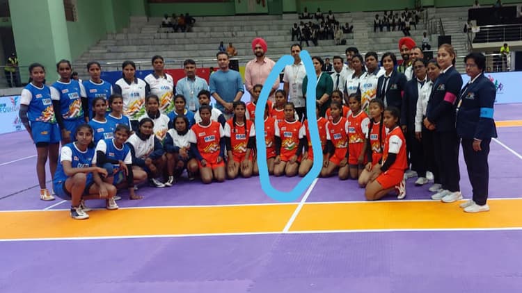 धनबाद के निरसा की इतु मंडल ने रचा इतिहास, खेलो इंडिया यूथ गेम्स में बनी सबसे कम उम्र की प्रतिभागी