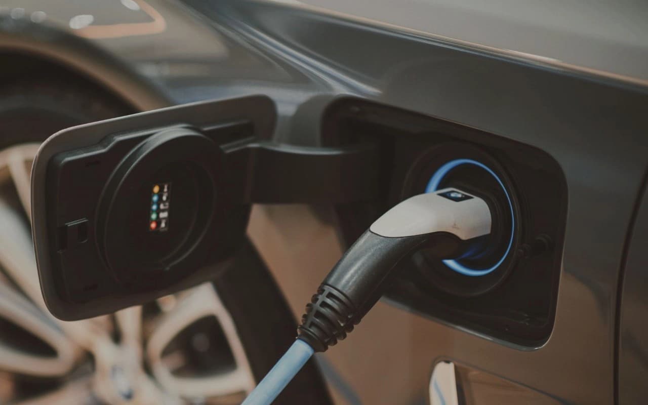 Electric Vehicle: लिथियम भंडार भारत को बना सकता है नंबर एक इलेक्ट्रिक वाहन निर्माता, बोले नितिन गडकरी Electric Vehicle: लिथियम भंडार भारत को बना सकता है नंबर एक इलेक्ट्रिक वाहन निर्माता, बोले नितिन गडकरी