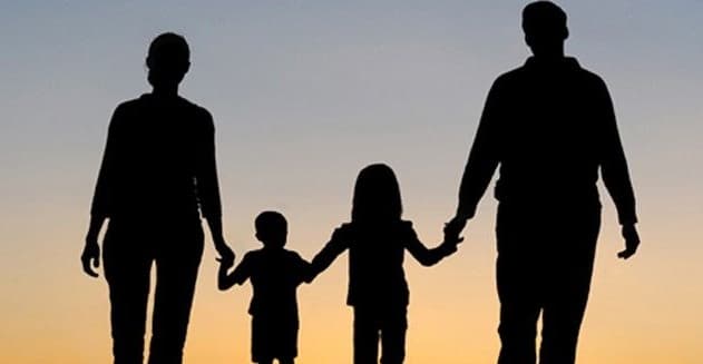 जीवन की बुनियाद है परिवार