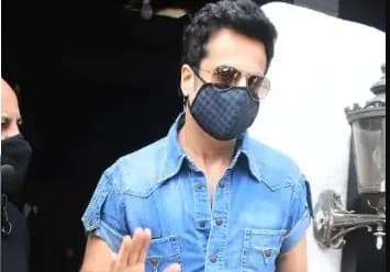 फरदीन खान के ट्रांसफॉर्मेशन ने फिर चौंकाया, लेटेस्ट VIDEO देख फैंस बोले क्या लुक है बाबा...