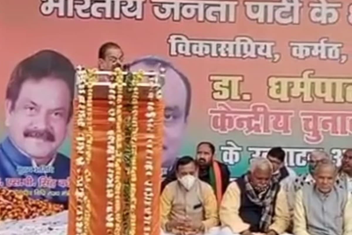 जिसको बनाना जानता हूं, उसको मिटा भी सकता हूं, प्रचार नहीं करने पर रजनीकांत ने वर्तमान विधायक के दी हिदायत