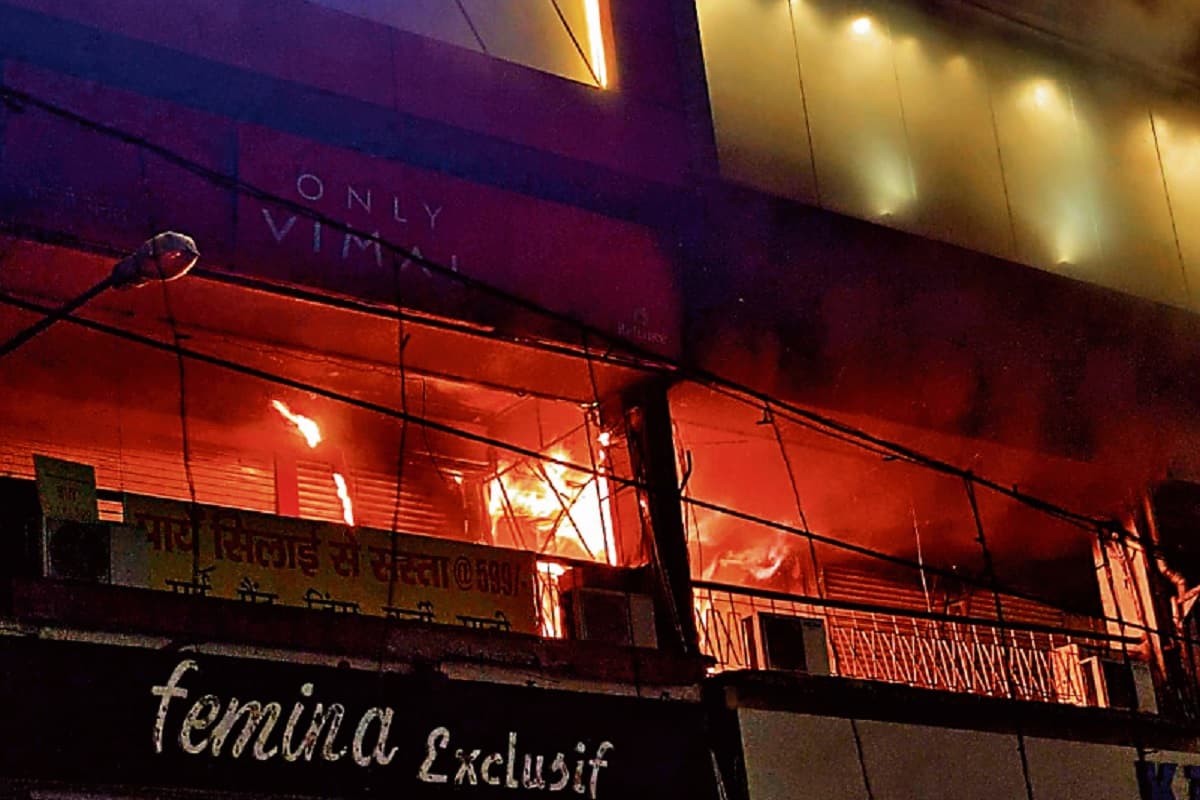 रांची में भी हो सकती है धनबाद अग्निकांड जैसी घटना, 3000 भवनों में सुरक्षा के इंतजाम नहीं, फिर भी नक्शा पास