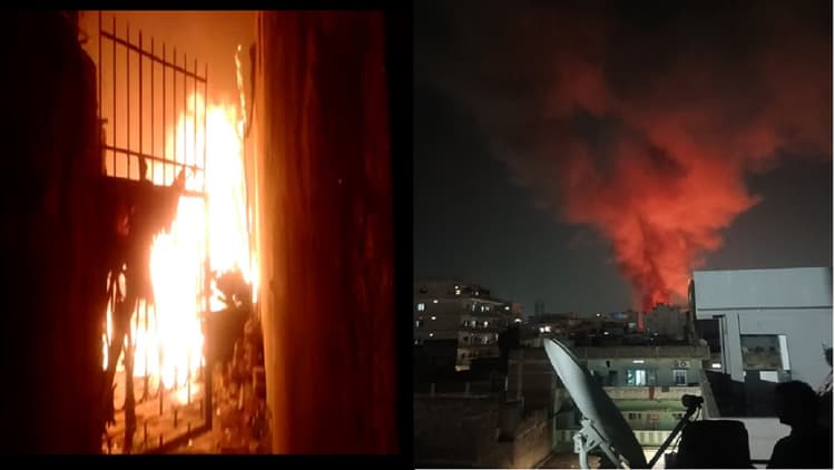 पटना: फर्नीचर गोदाम में लगी भीषण आग आसपास के घरों तक पहुंची, देर रात को मची अफरा-तफरी