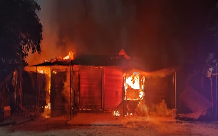 Arwal: दुष्कर्म में असफल होने पर मां-बेटी को जिंदा जलाया, दबंगों ने फिर उसी घर में लगायी आग