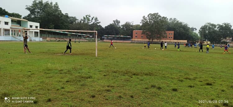 UP News: स्कूलों से तलाशी जा रहीं खेल प्रतिभाएं, नवंबर में होगी राज्य स्तरीय खेलकूद प्रतियोगिता