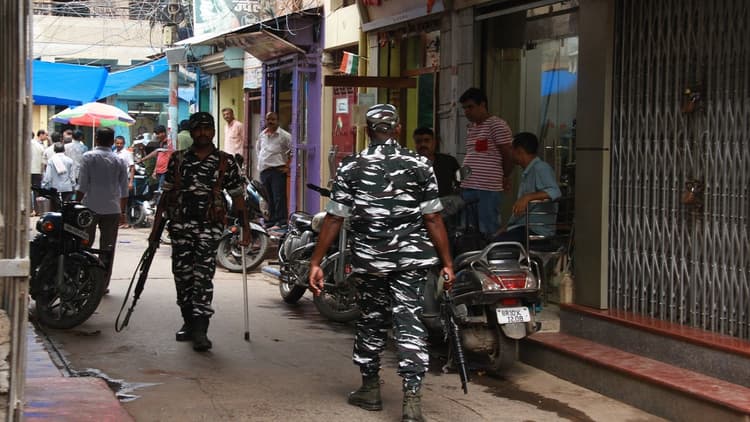 Bihar: भागलपुर में 4 दर्जन से अधिक लोग EOU के रडार पर! गुंडा बैंक मामले में Income Tax की भी जांच जारी