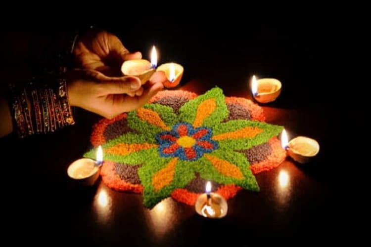 PHOTOS: भारत में इस जगह पर नहीं मनाई जाती है दिवाली, जानिए क्या है वजह