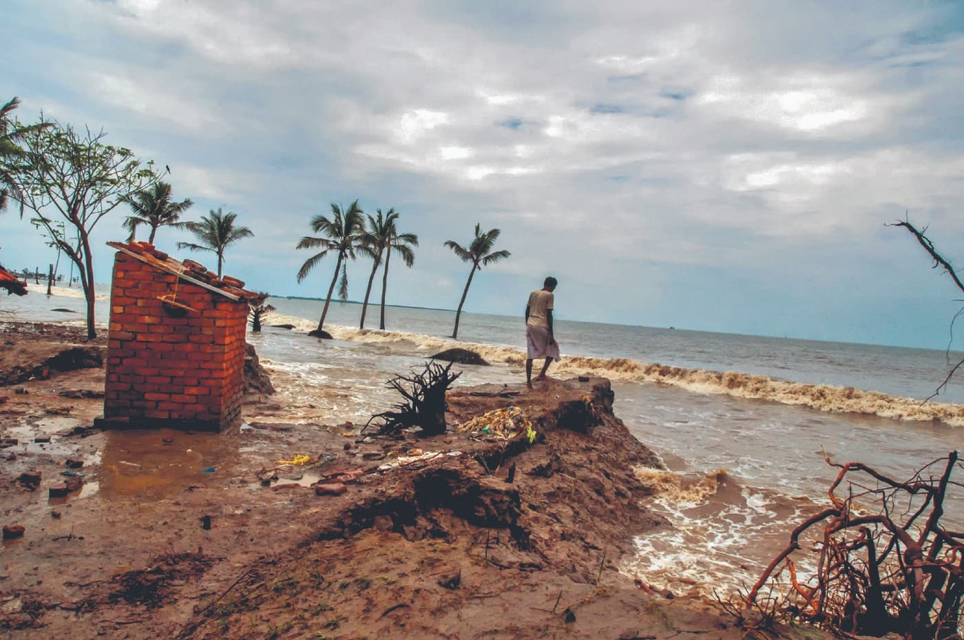 EXCLUSIVE: तेजी से बढ़ रहा है समुद्र का जलस्तर, बंगाल के तीन द्वीप सागर में समाये, अब घोरमारा पर संकट