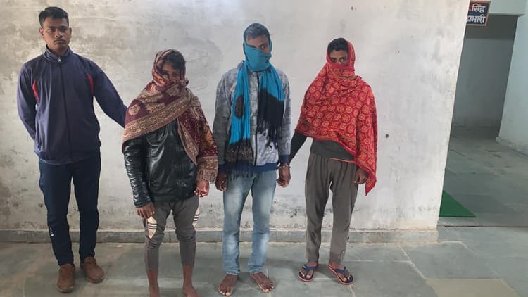 सामूहिक दुष्कर्म के तीनों आरोपियों को जेल, जब्त मोबाइल को जांच के लिए भेजेगी पुलिस