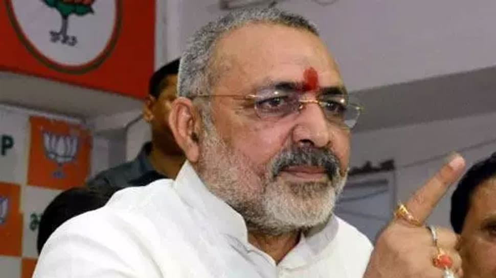 बलियावी के बयान पर गरजे गिरिराज सिंह, बोले- धैर्य की न लें परीक्षा, चूड़ी पहनकर नहीं बैठे हैं भारत के हिंदू