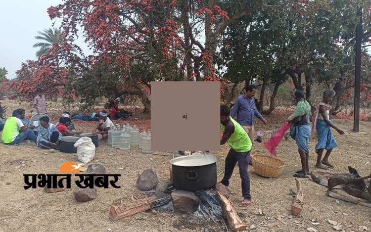 राजमहल कोल परियोजना में खनन कर रही कंपनी के खिलाफ ग्रामीणों का आंदोलन जारी, शुरू नहीं हुई कोयले की ढुलाई