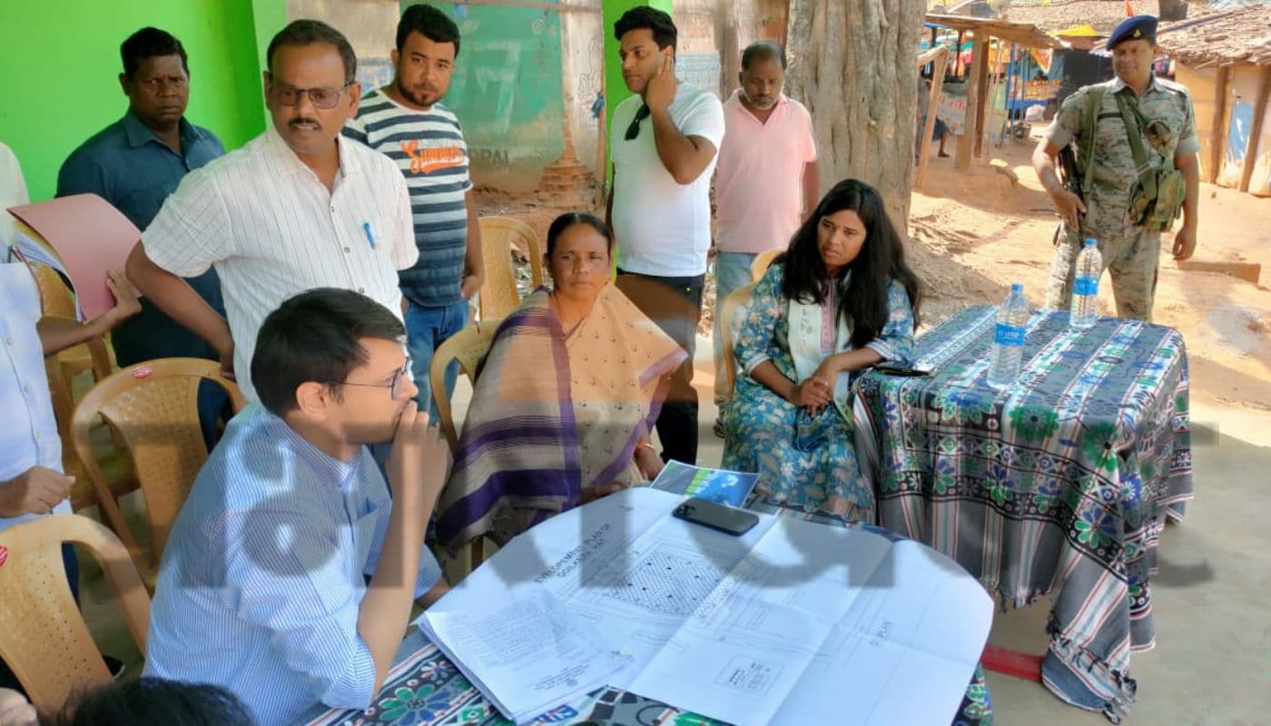 West Singbhbhum News: गोइलकेरा हाट बाजार का होगा कायाकल्प, दो करोड़ से बनेंगी दुकानें व सड़कें