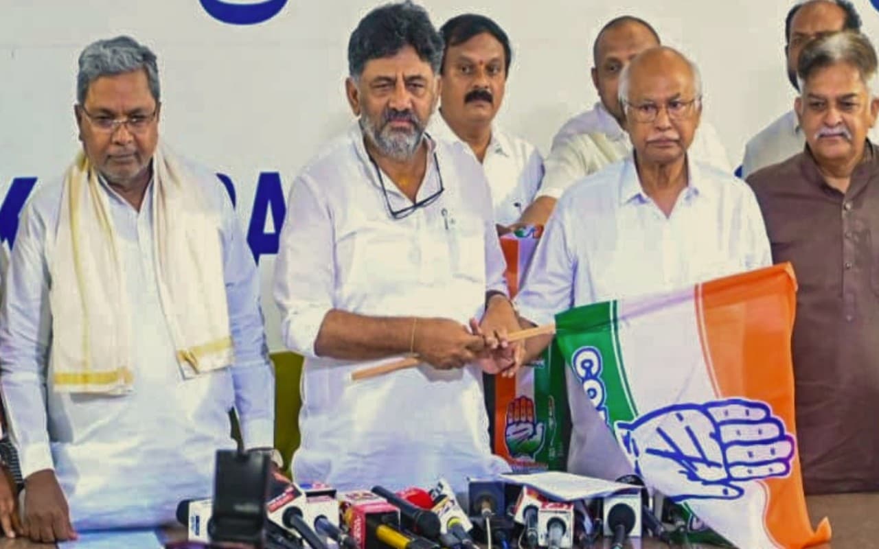 Karnataka: विधानसभा चुनाव से पहले बीजेपी विधायक एन वाई गोपालकृष्ण कांग्रेस में हुए शामिल Karnataka: विधानसभा चुनाव से पहले बीजेपी विधायक एन वाई गोपालकृष्ण कांग्रेस में हुए शामिल