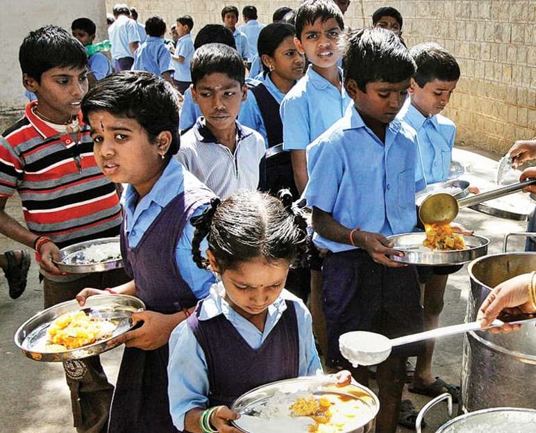 बच्चों के पोषण को लेकर संजीदा हों