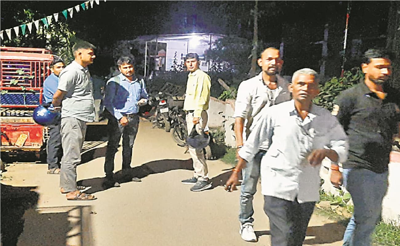 एटीएम कैश वैन से 1.47 करोड़ लेकर भागा ड्राइवर, पटना पुलिस ने जहानाबाद में मारा छापा, जानें पूरा मामला एटीएम कैश वैन से 1.47 करोड़ लेकर भागा ड्राइवर, पटना पुलिस ने जहानाबाद में मारा छापा, जानें पूरा मामला