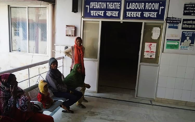 Jharkhand News: गुमला में कस्तूरबा स्कूल की आठवीं की छात्रा मां बनी, चाचा के खिलाफ केस दर्ज