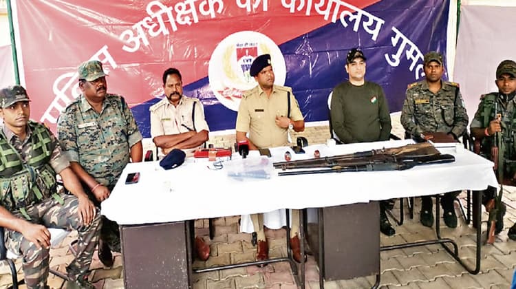 गुमला पुलिस के हत्थे चढ़ने से बचा नक्सली बहुरा मुंडा, हथियार हुआ बरामद