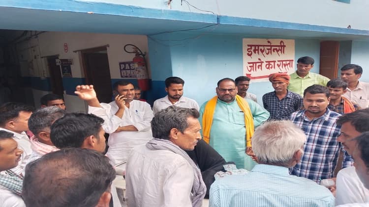 बिहार: ट्रैक्टर ने बारातियों से भरी ऑटो में मारी टक्कर, एक की मौत, सात घायल