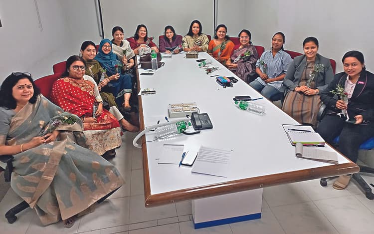 Happy Women's Day 2023: महिलाओं का आर्थिक रूप से सशक्त होना जरूरी, प्रभात खबर में महिला दिवस पर परिचर्चा